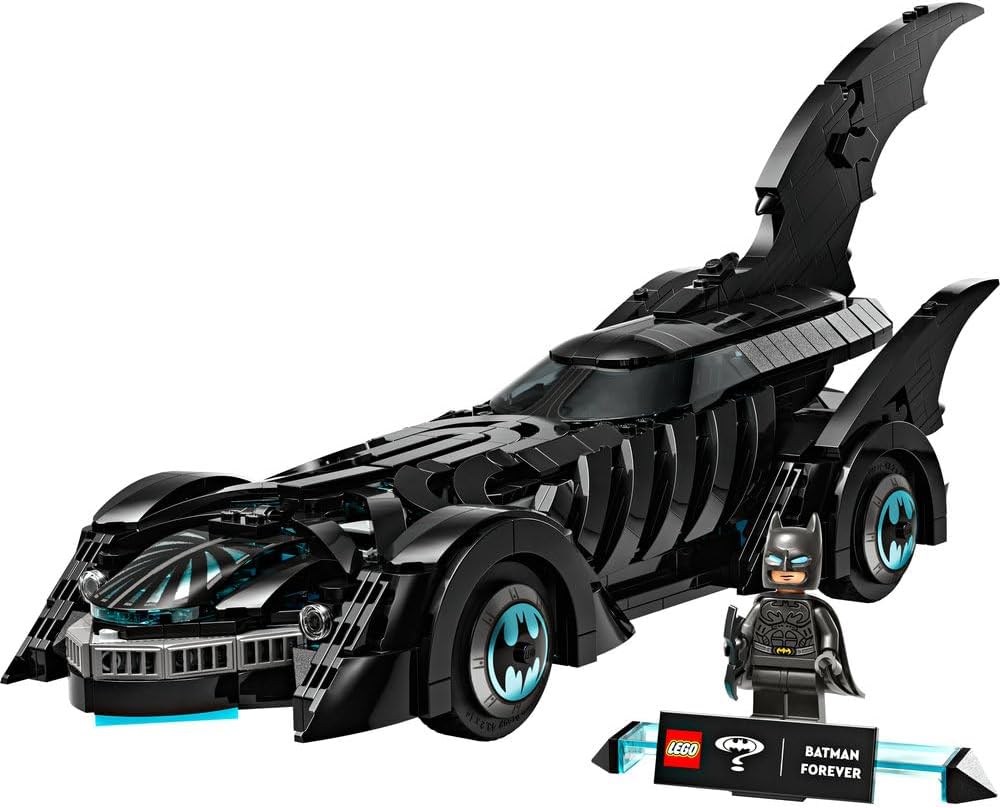 LEGO Super Heroes Batman Forever Batmobile 76304 - Image 4