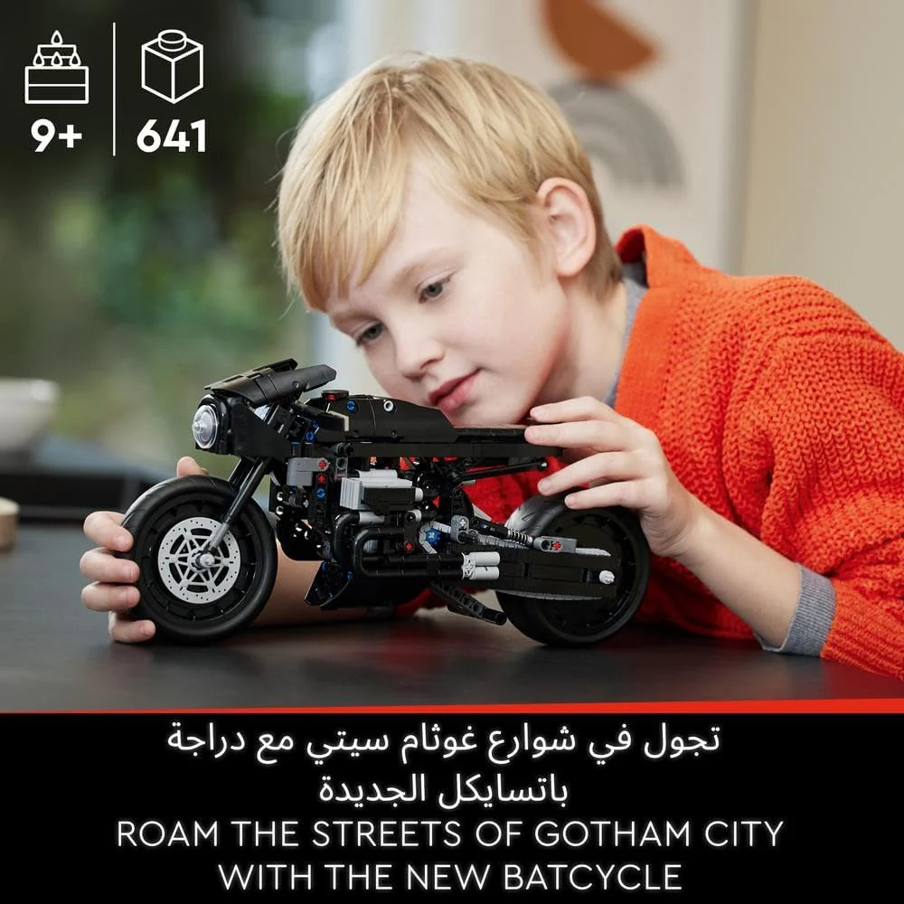 LEGO Technic The Batman Batcycle - Image 2