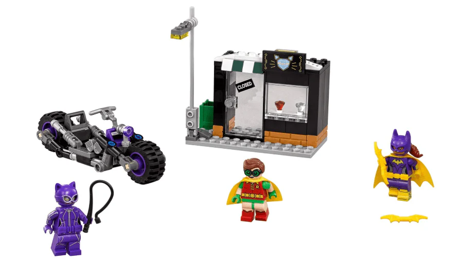 LEGO The Batman Movie Catwoman Catcycle Chase 70902 - Image 2