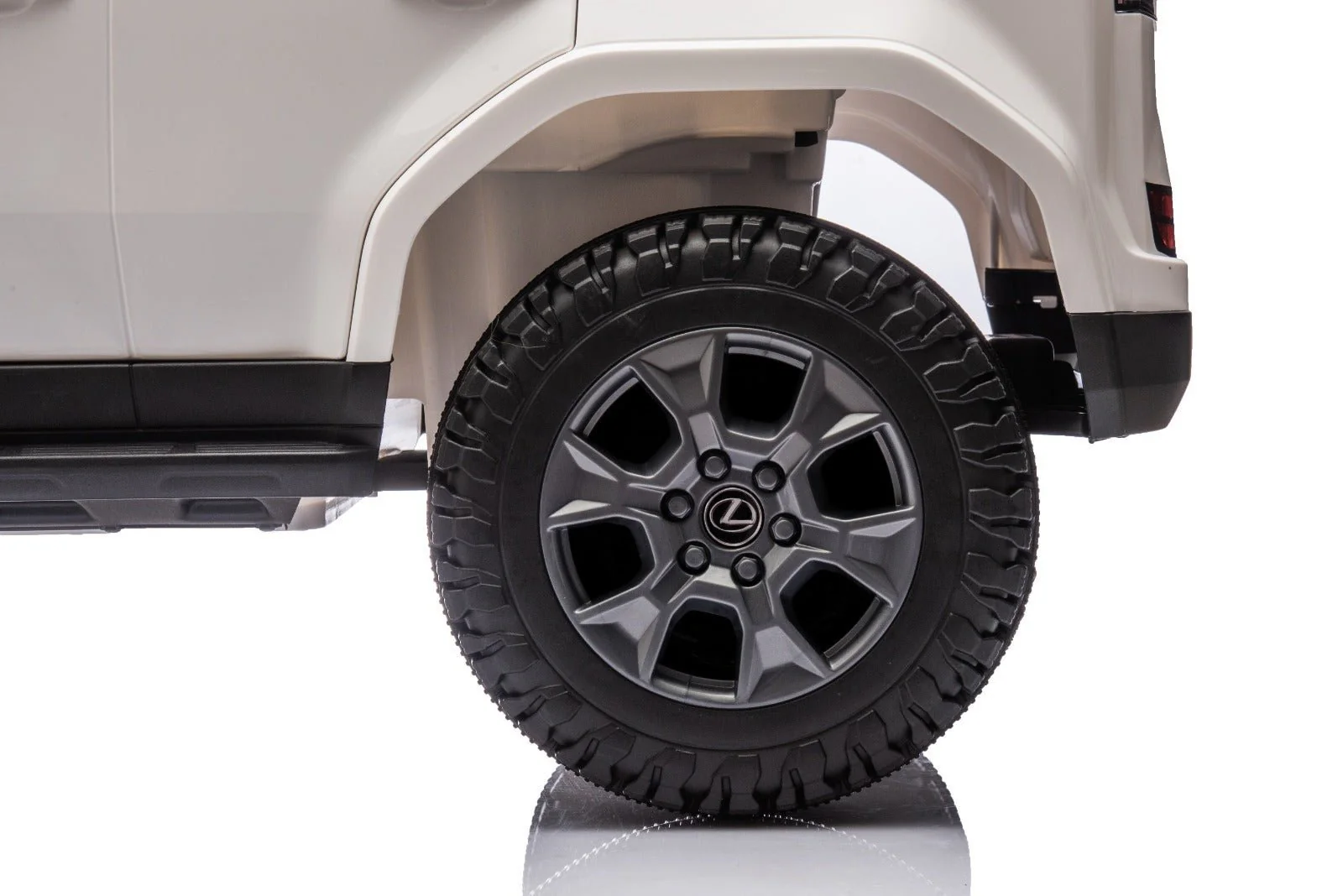 Lexus GX550 Electric Ride On Car Grey TR2402 - Image 6