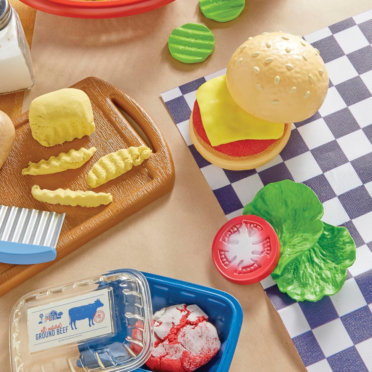 Little Tikes Creative Chefs Cheeseburger & Fresh Kit LIT-643194 - Image 3