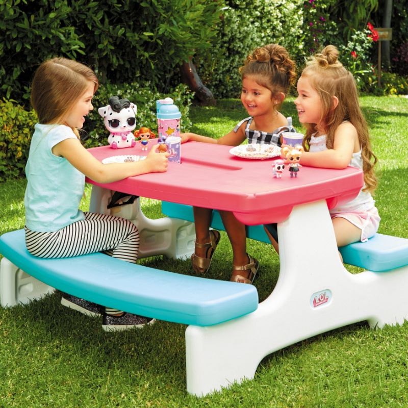 LOL Surprise Picnic Table with Umbrella 651656M - Image 4
