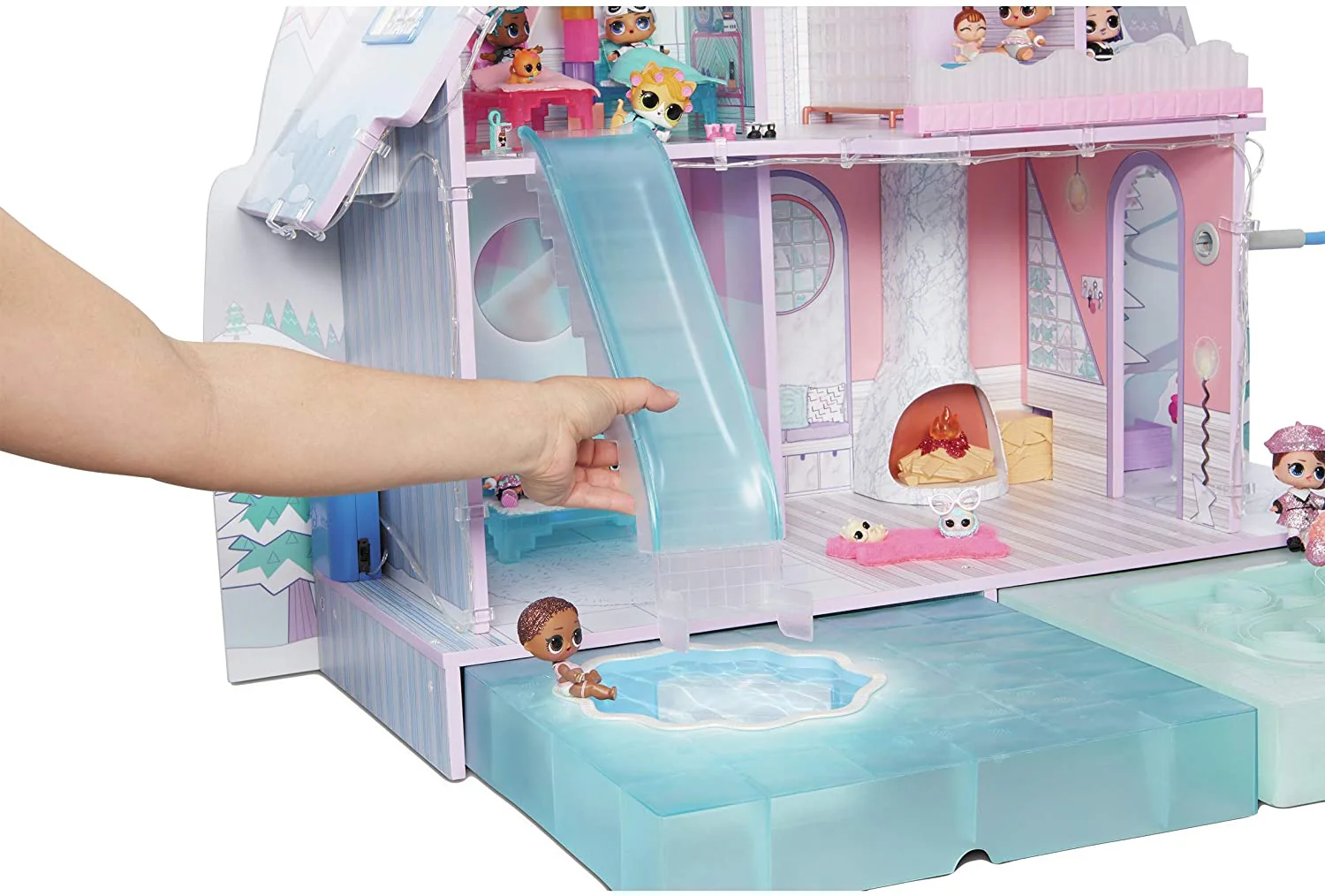LOL Surprise Winter Disco Chalet Doll House with 95+ Surprises 562207 - Image 2