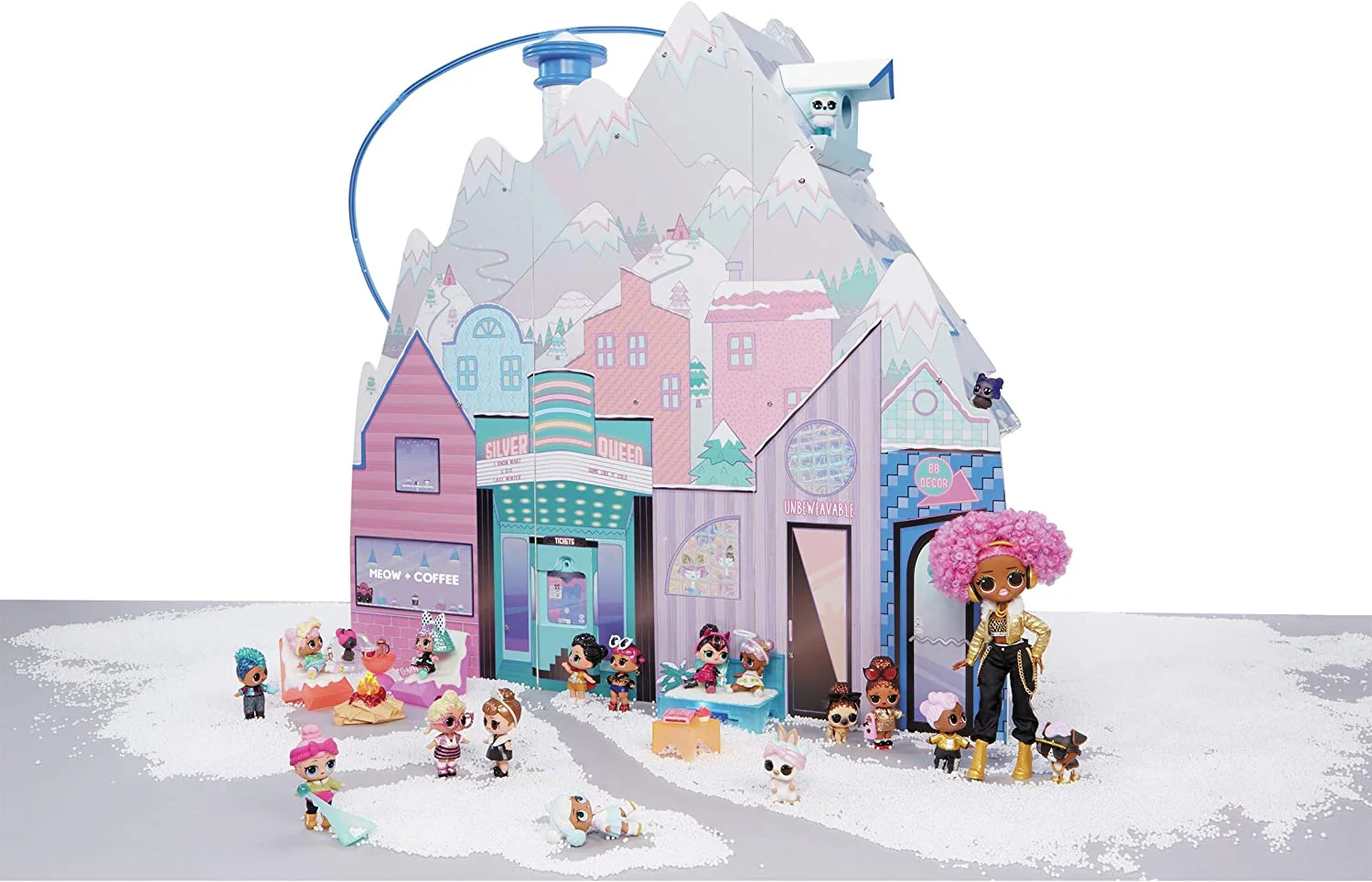 LOL Surprise Winter Disco Chalet Doll House with 95+ Surprises 562207 - Image 4