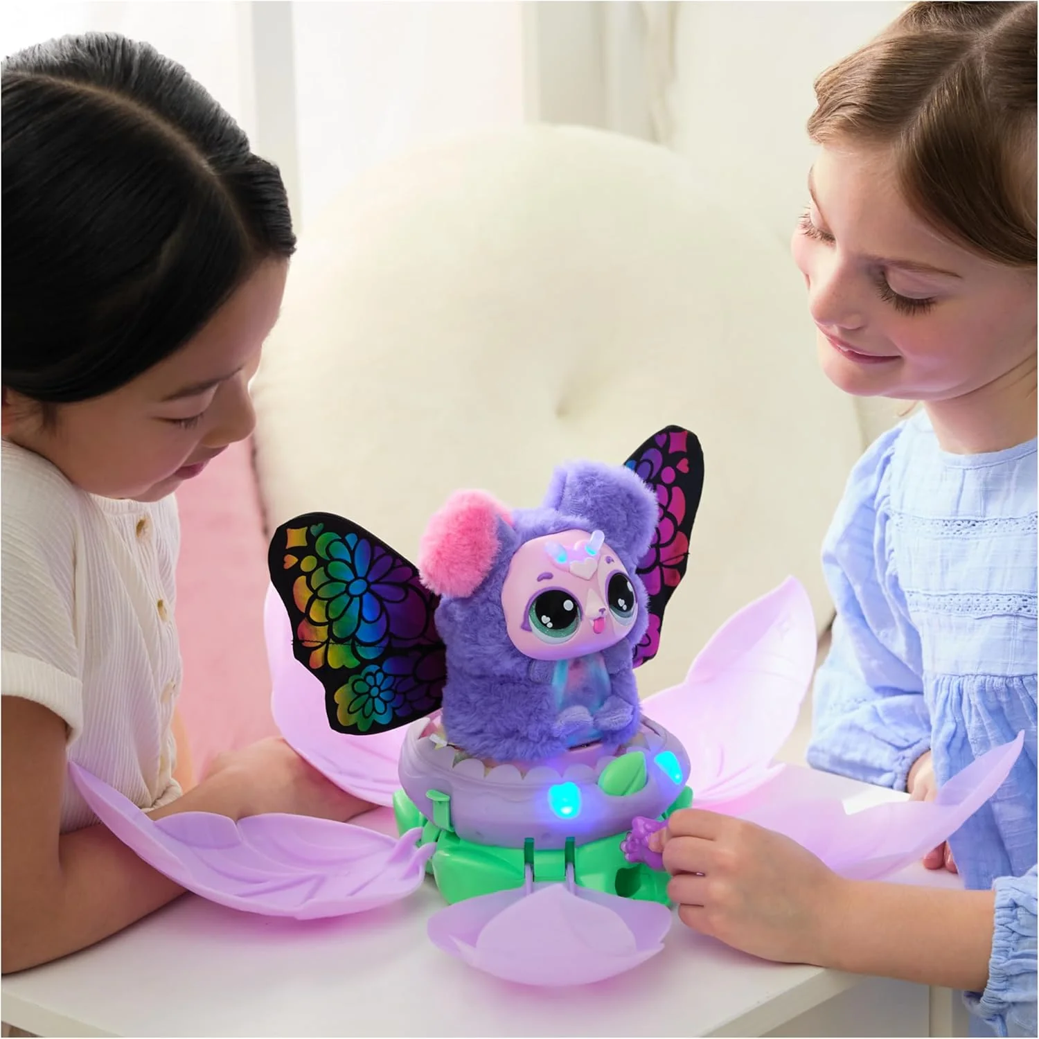 Magical Hatchimals Bloomables Puppyfly Toy – 100+ Sounds - Image 5