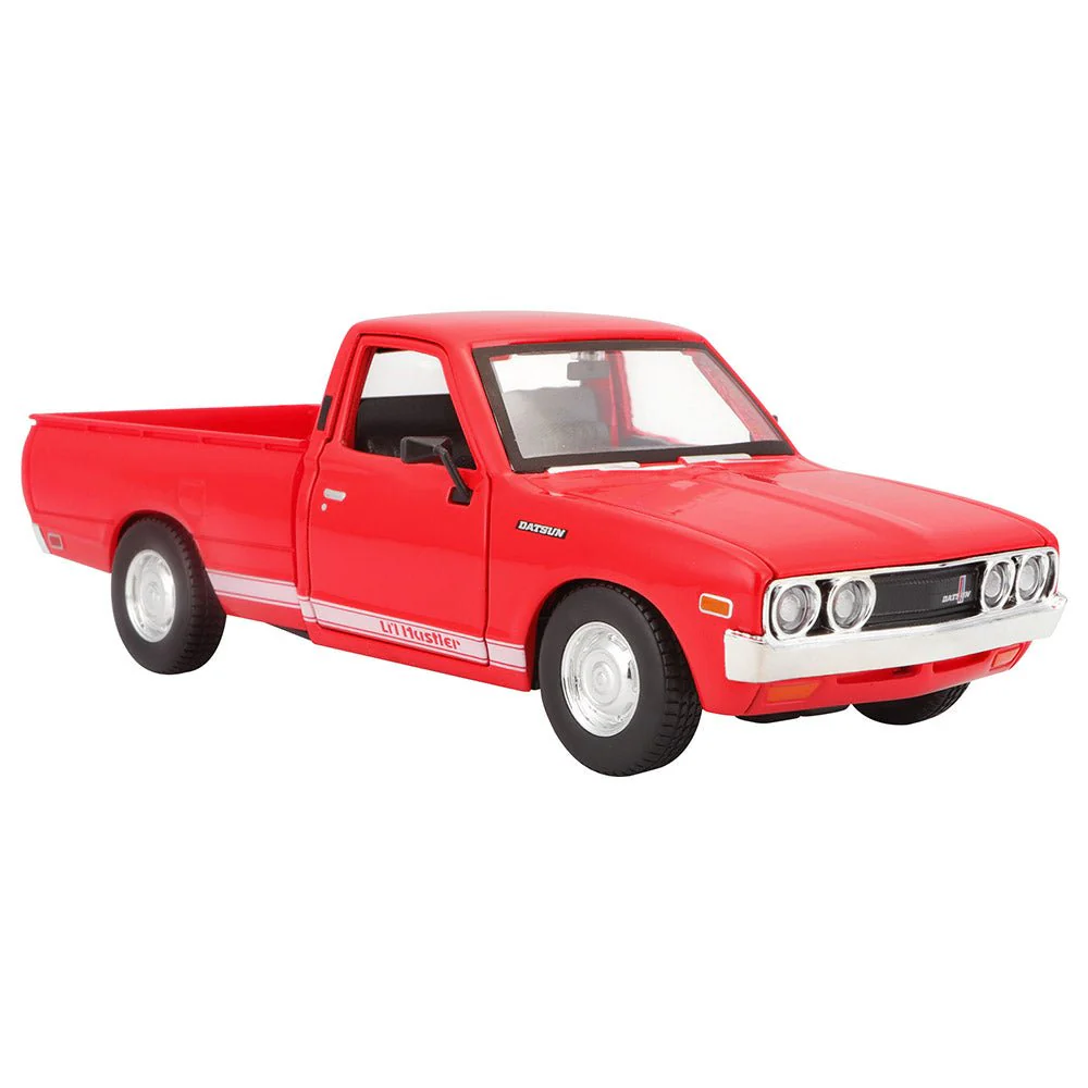 Maisto 1973 Datsun 620 Pick-Up 1:24 Scale 31522 - Image 3