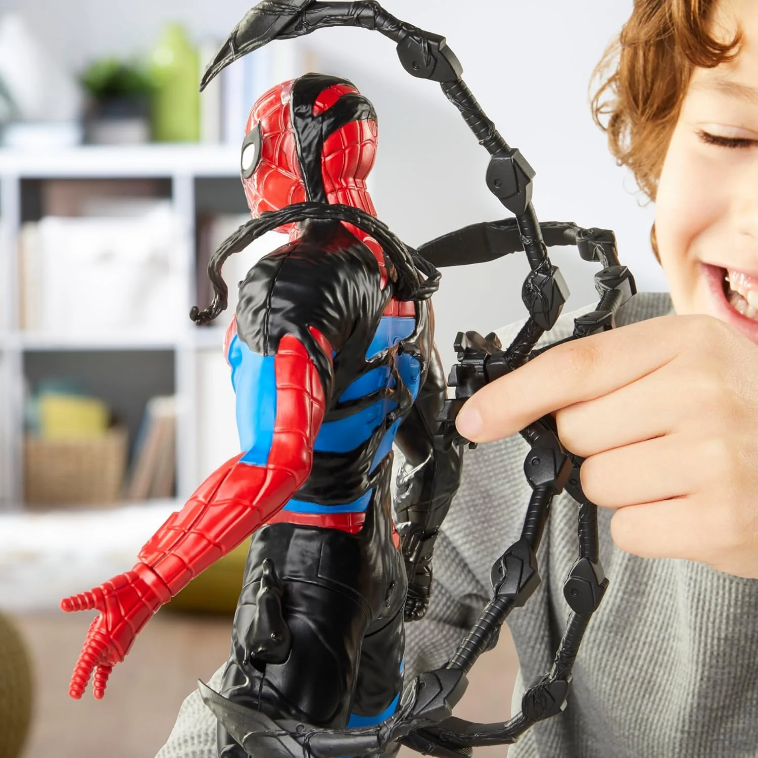 Marvel VenomVersus Venom Liquid Shifter Action Figure G1835 - Image 6