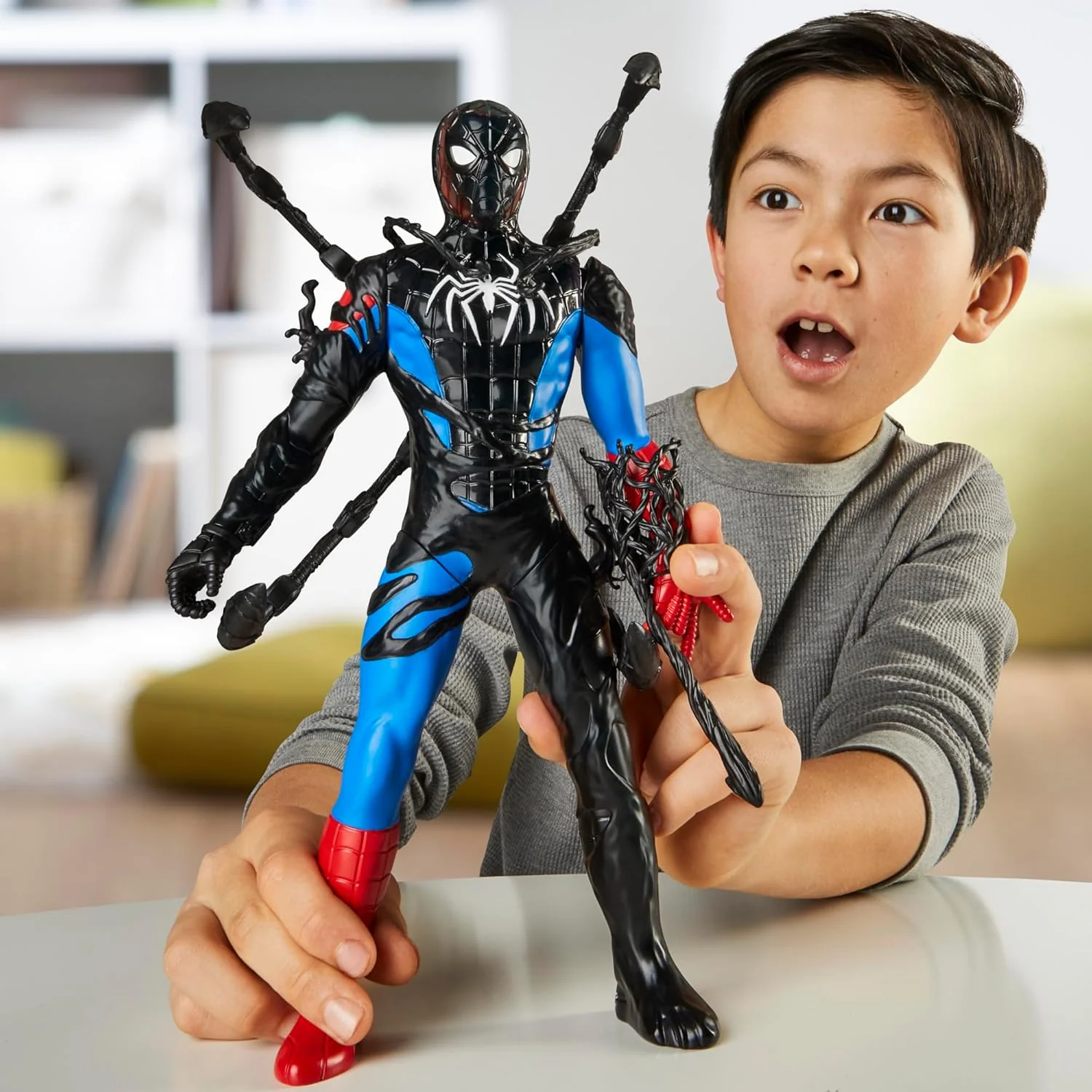 Marvel VenomVersus Venom Liquid Shifter Action Figure G1835 - Image 7