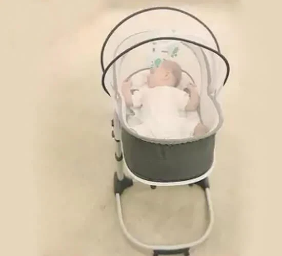 Mastela 6-in-1 Deluxe Multi-Functional Bassinet 08039 - Image 2