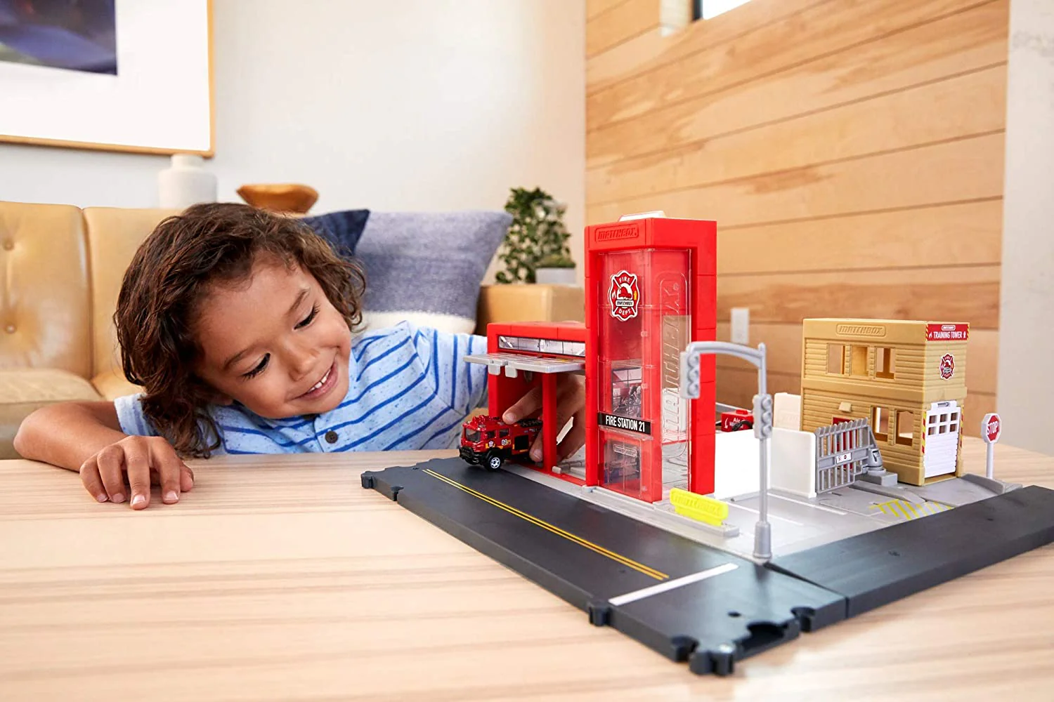 Matchbox Action Drivers Fire Rescue Station Playset - Image 2