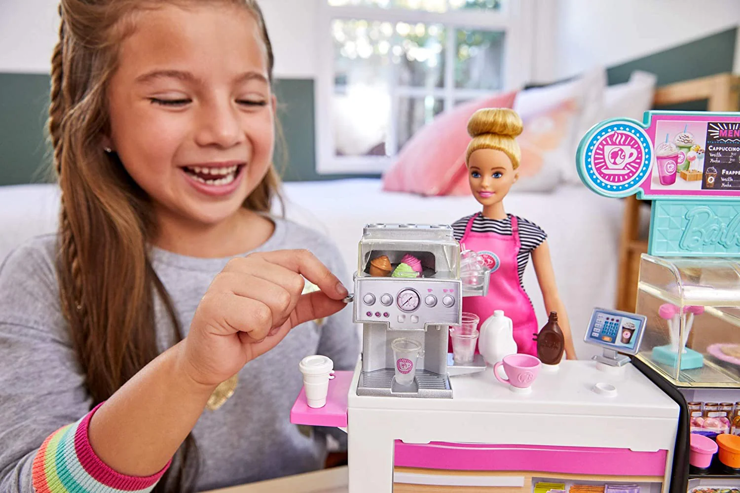 Mattel Barbie Coffee Shop Playset GMW03 - Image 3