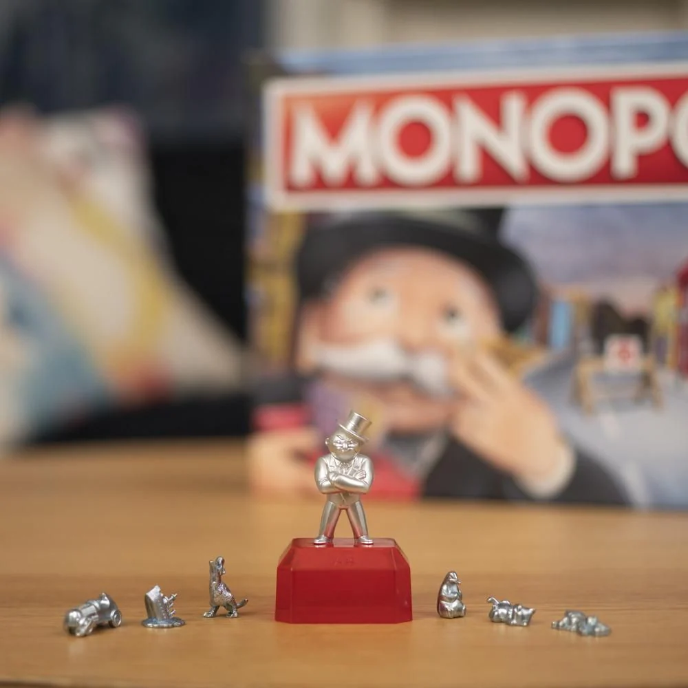 Monopoly For Sore Losers Board Game E9972 - Image 6