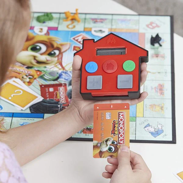 Monopoly Junior Electronic Banking E1842 - Image 4