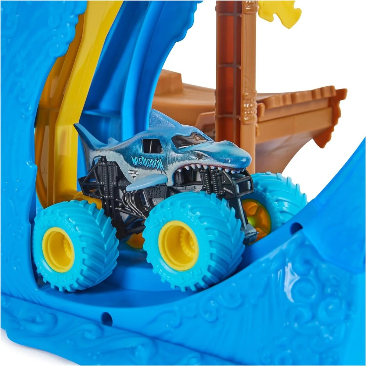 Monster Jam Loop Of Doom Stunt Playset 6070018 - Image 6