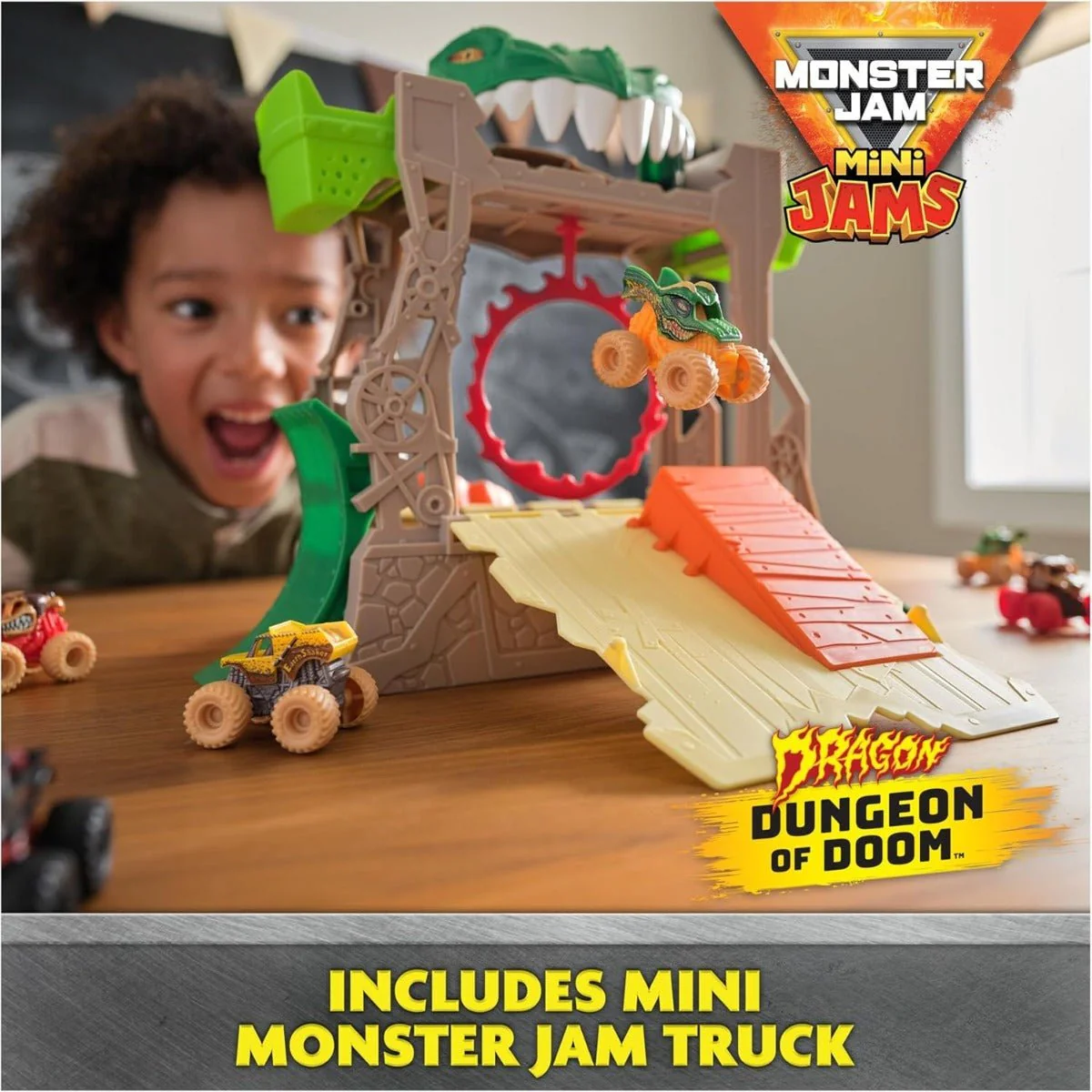 Monster Jam Mini Dungeon Of Doom Transforming Playset - Image 6