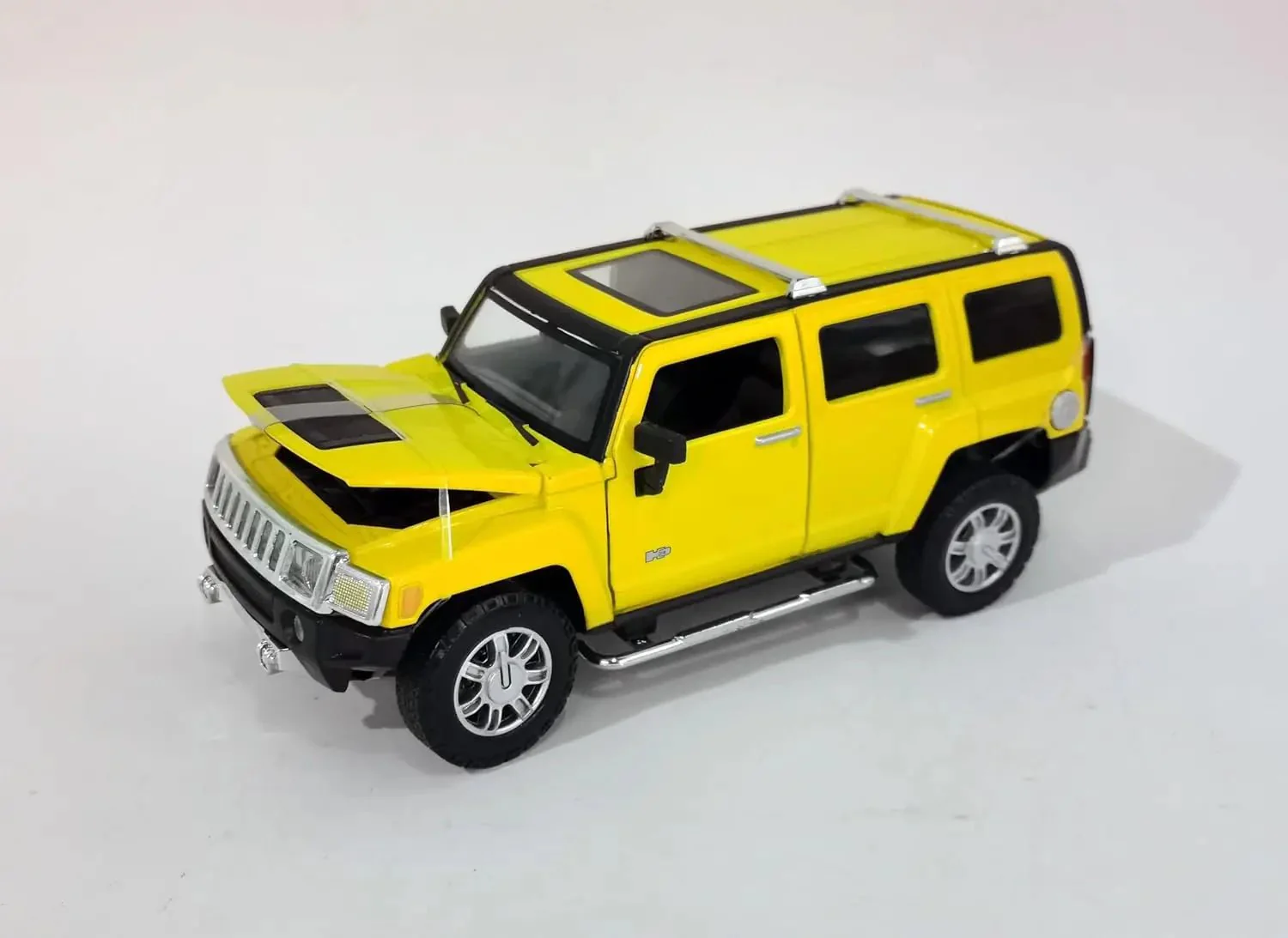 MSZ 1:24 Hummer H3 Die-Cast Car – Red & Yellow - Image 2