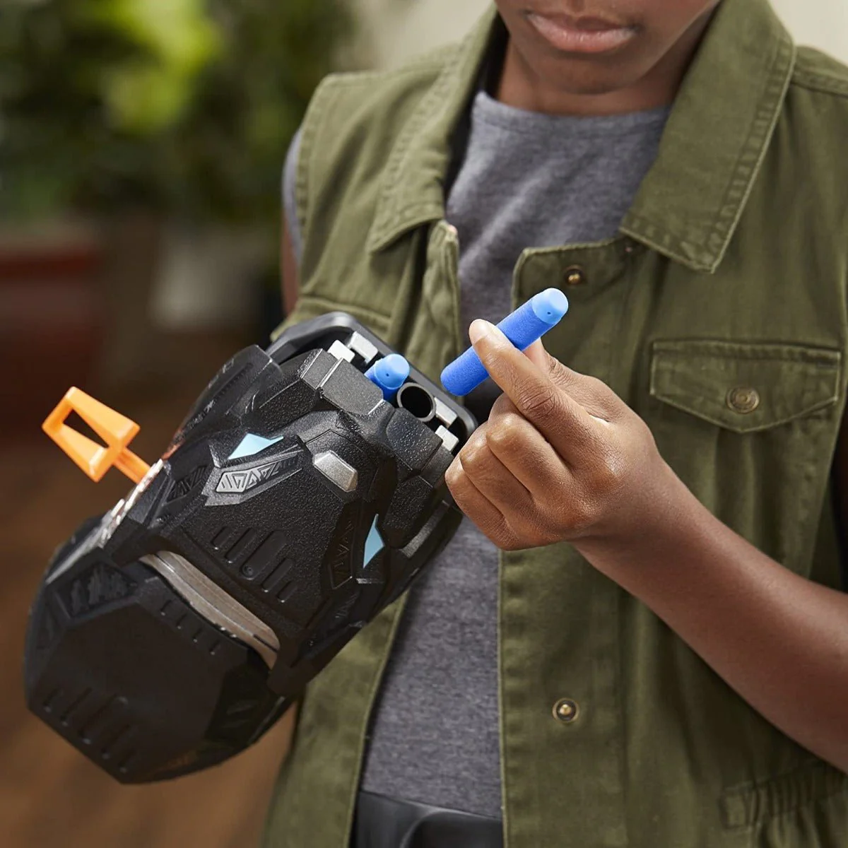 Nerf Black Panther Vibranium Strike Gauntlet E0872 - Image 5