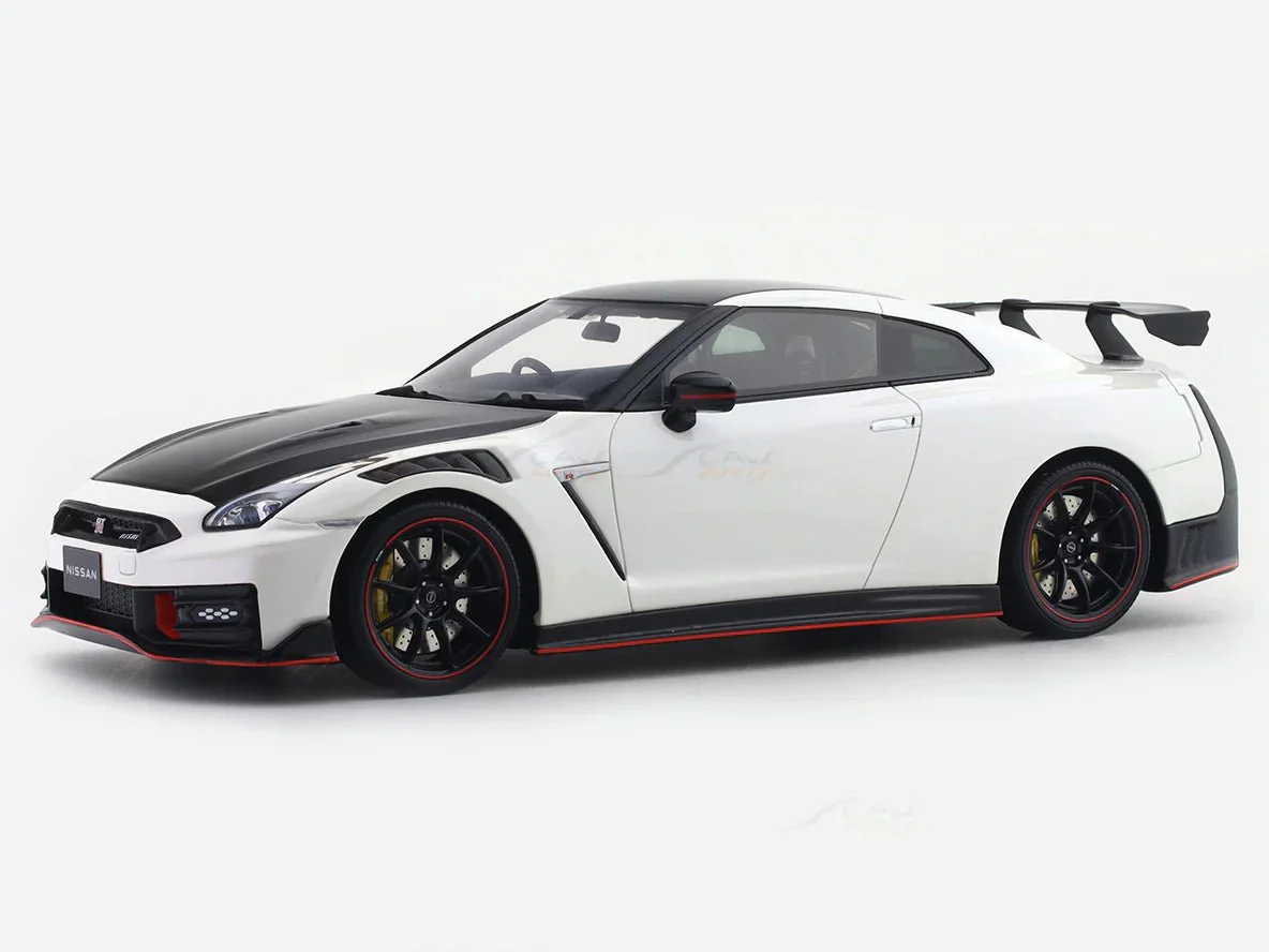 Nissan GT-R Pullback Diecast Car 1:18 Scale - Image 3
