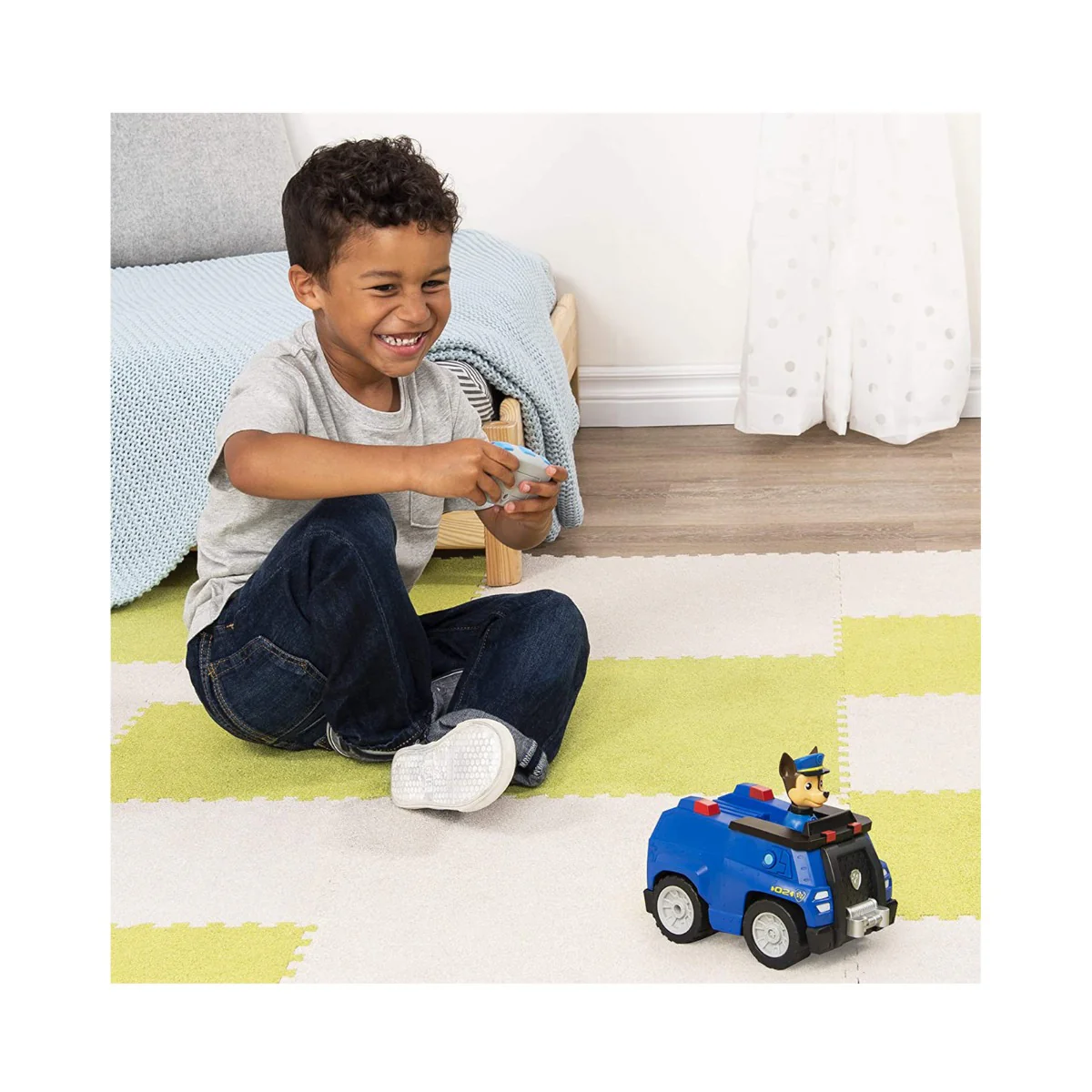 Paw Patrol Chase RC Police Cruiser 6054190 - Image 3