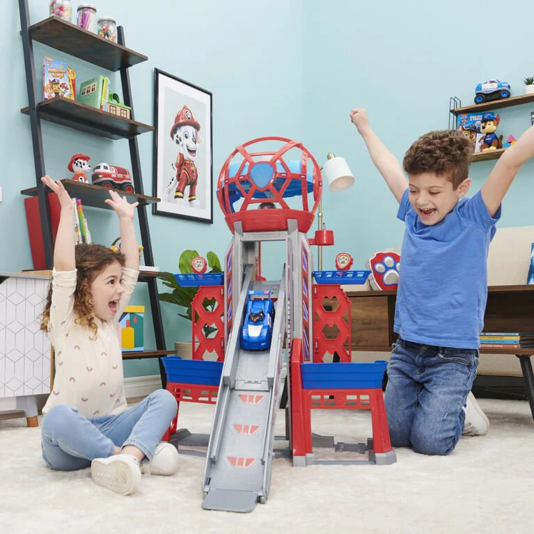 PAW Patrol Movie Ultimate City Transforming Tower Playset 6060353 - Image 3