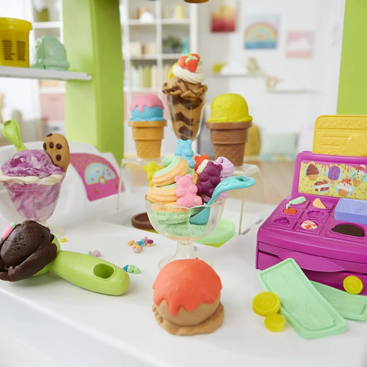 Play-Doh Ultimate Ice Cream Truck Playset F1039 - Image 5
