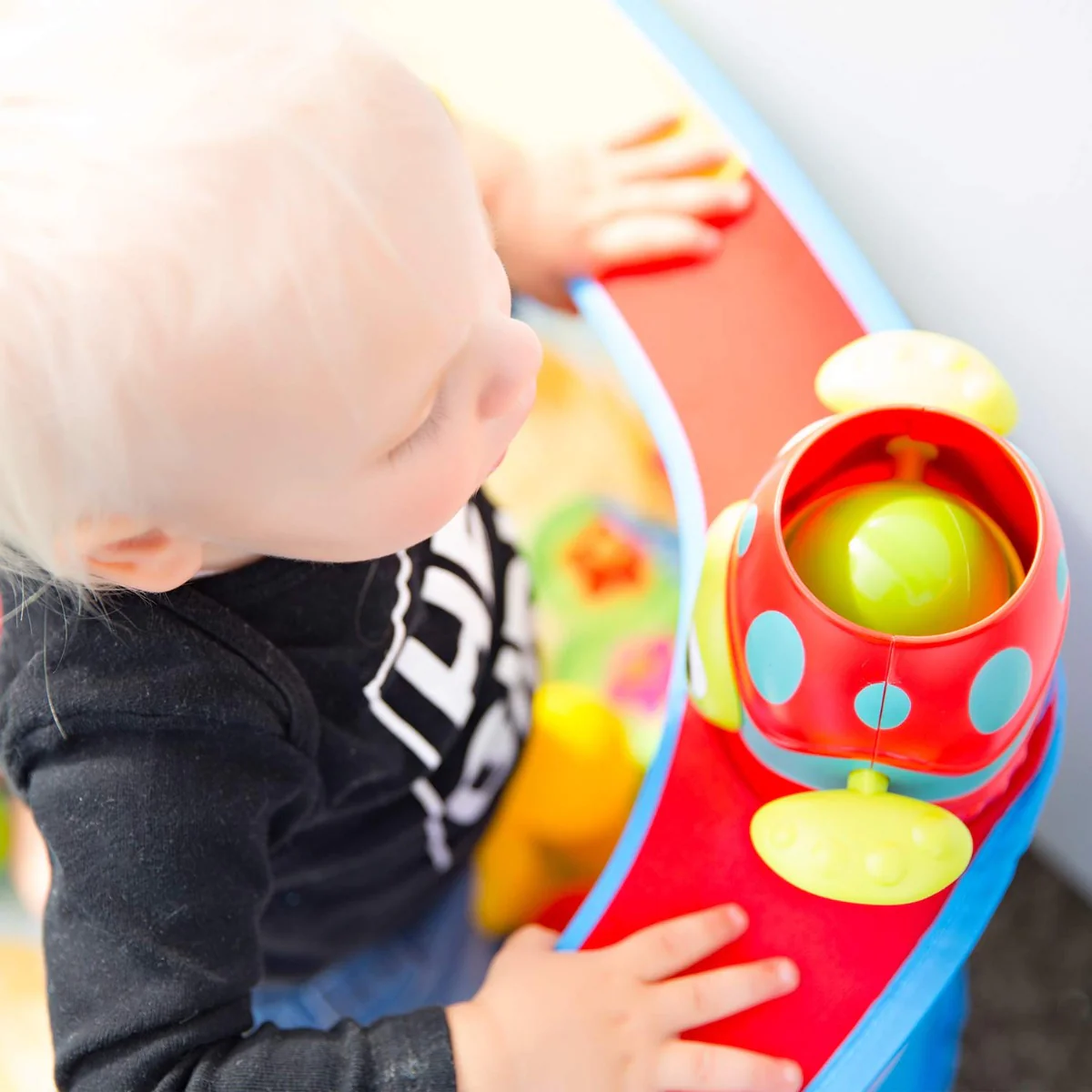 Playgro Pop and Drop Activity Ball Gym PG0186366 - Image 4