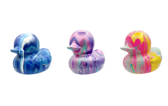 Pour Palz Rubber Duck Large – DIY Paint Pour Art Kit (60ml, Assorted Designs) - Image 3