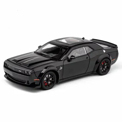 Pullback Dodge Challenger SRT Die-Cast 1:24 Scale Asstd. CZ200A