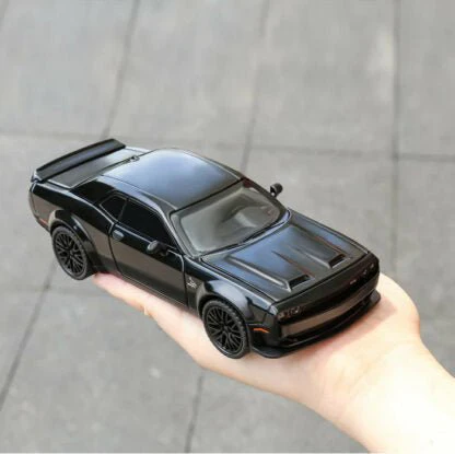 Pullback Dodge Challenger SRT Die-Cast 1:24 Scale Asstd. CZ200A - Image 5