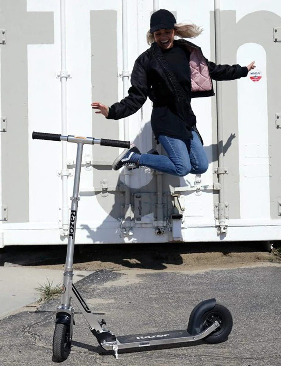 Razor A5 Air Scooter - Silver 13073090 - Image 3