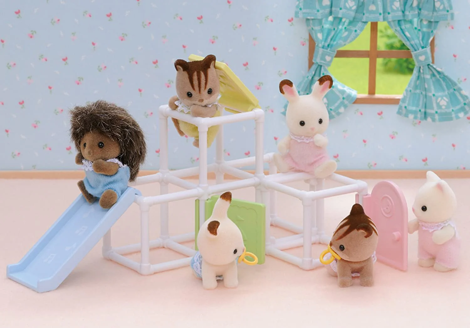 Sylvanian Families Baby Jungle Gym 5025 - Image 4
