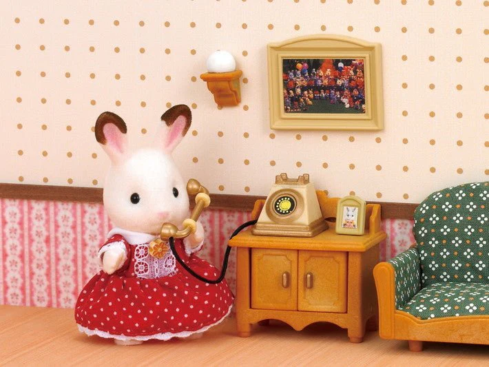 Sylvanian Families Deluxe TV Set 4264 - Image 2