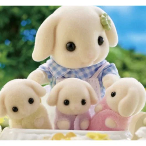 Sylvanian Families Flora Rabbit Family 04422177