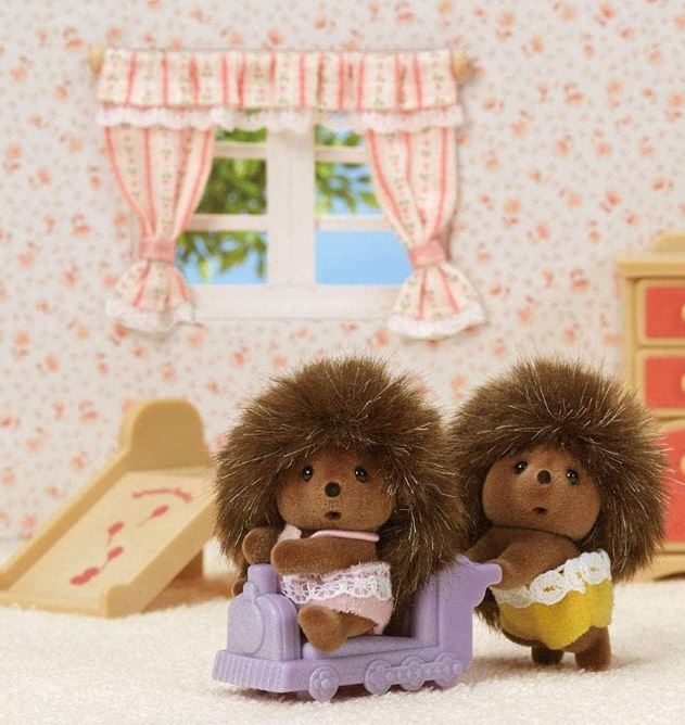 Sylvanian Families Hedgehog Twins - Image 2