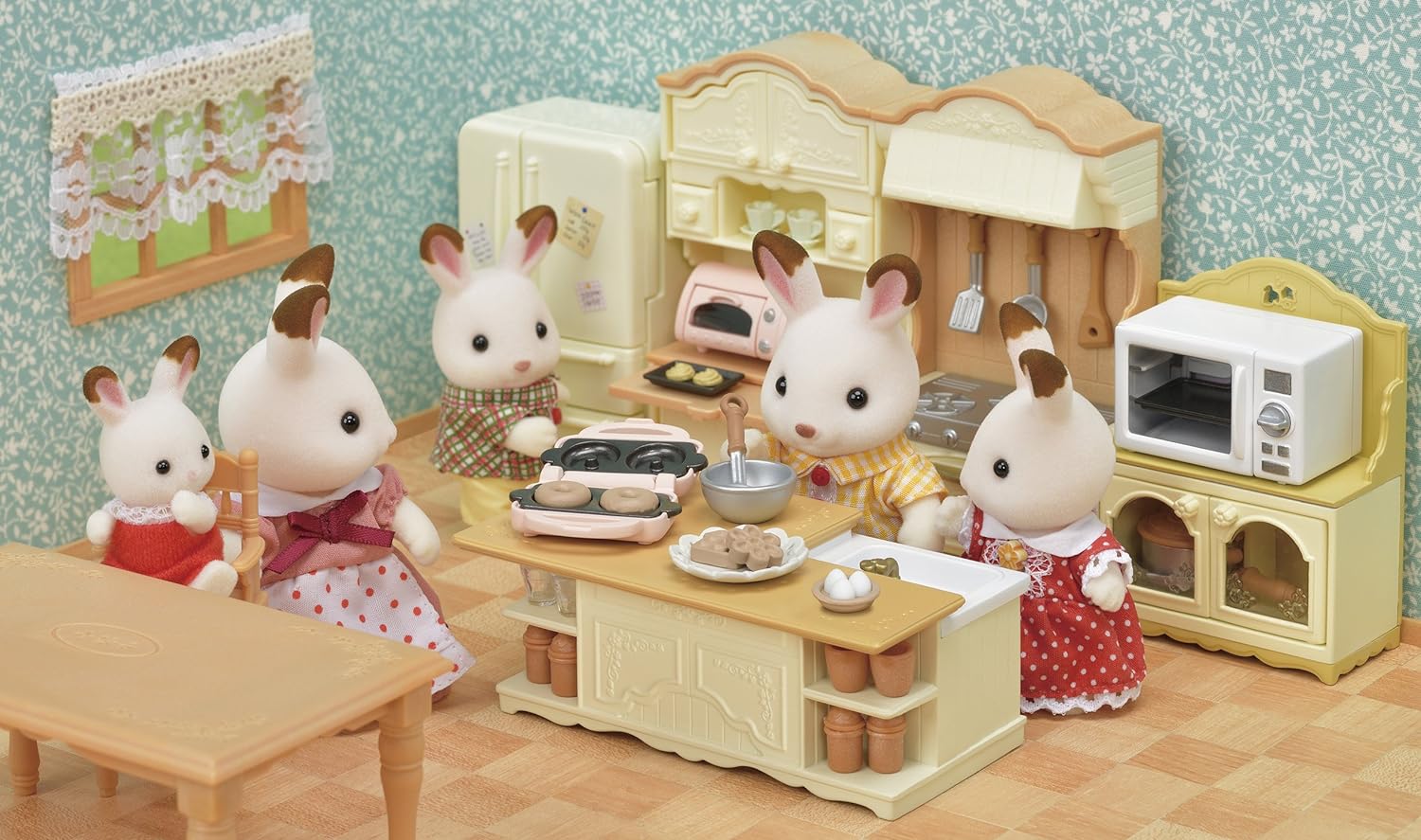 Sylvanian Families Kitchen Island 5442