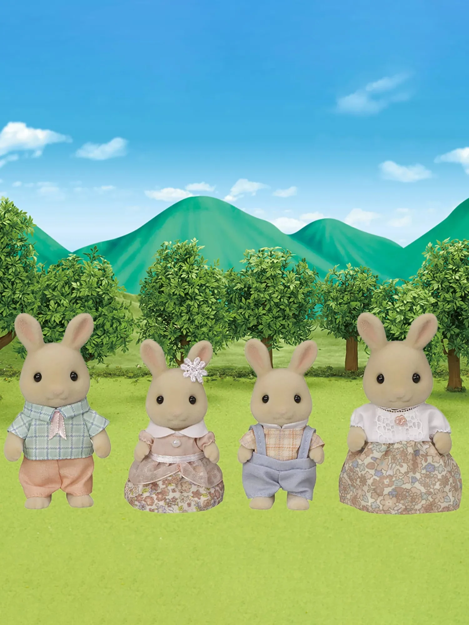 Sylvanian Families Milk Rabbit Family 04422174