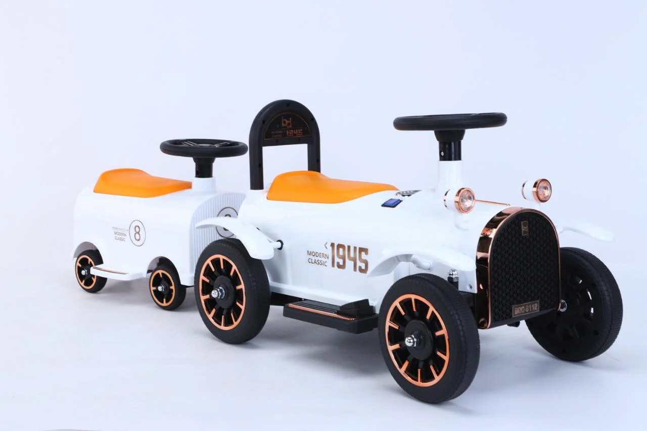 Train with Attachment White 8112-T