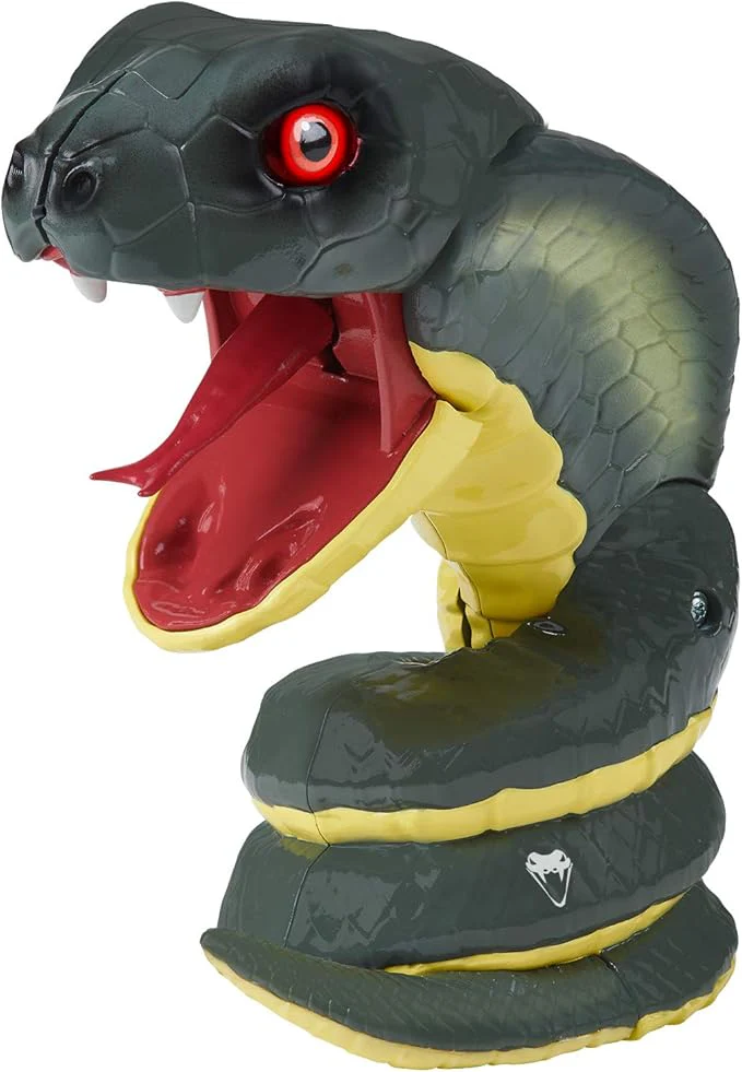 Untamed Fingerlings Cobra Fang Snake with Lunge Attack 3840 - Image 3